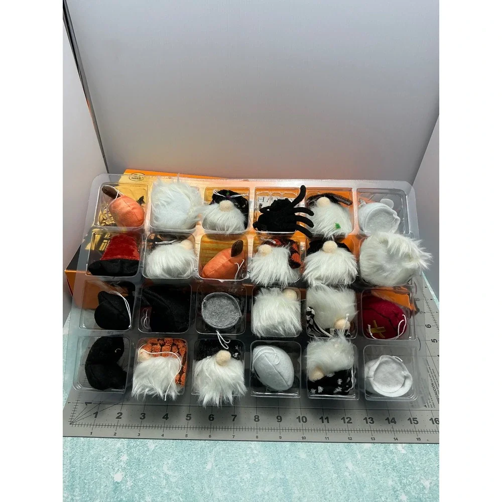 Holloween‎ countdown advent hanging ornament box
